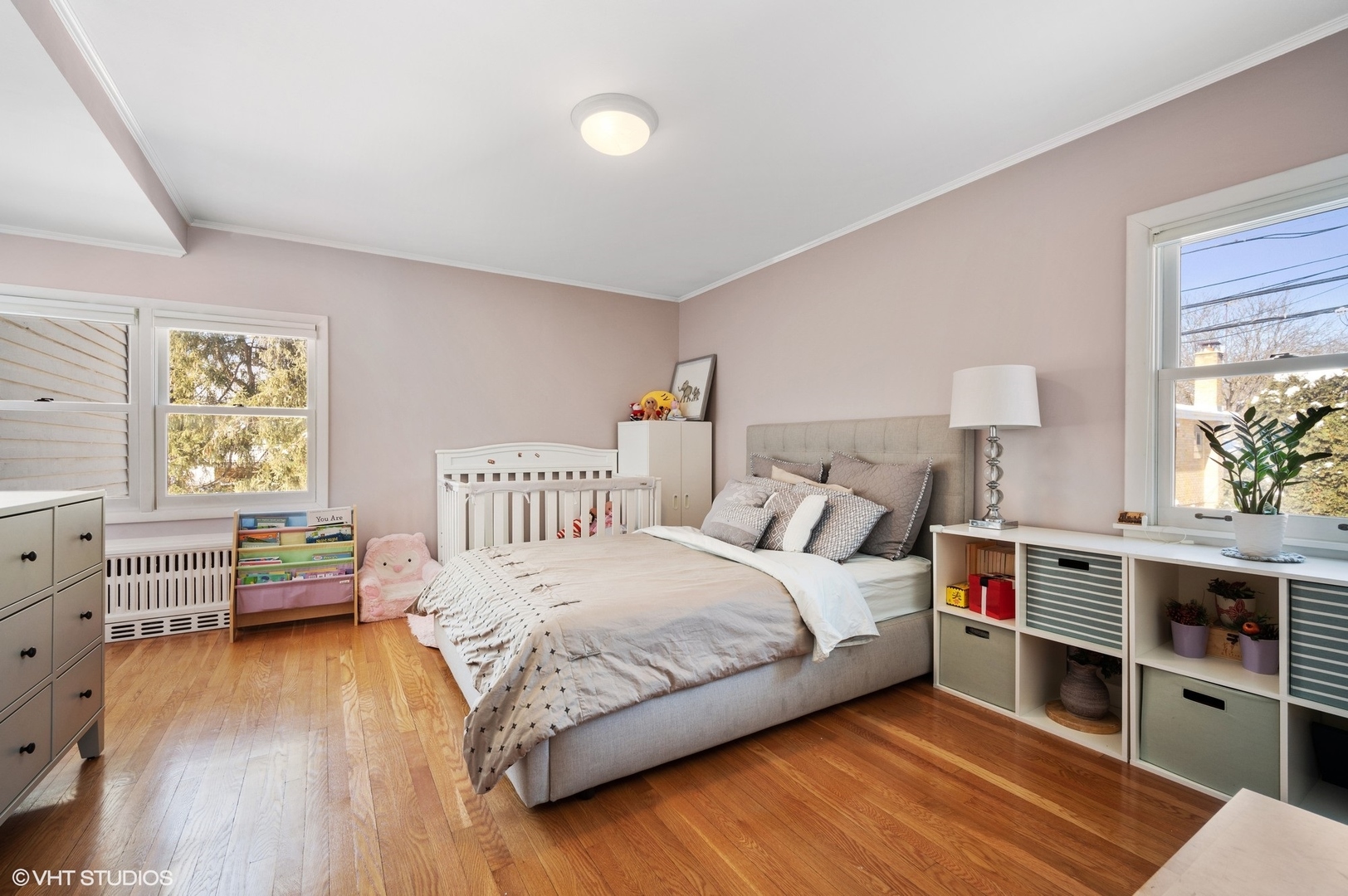 730 Forest Road Glenview, IL 60025 - Photo 20 of 37 a bedroom with furniture and a wooden floor