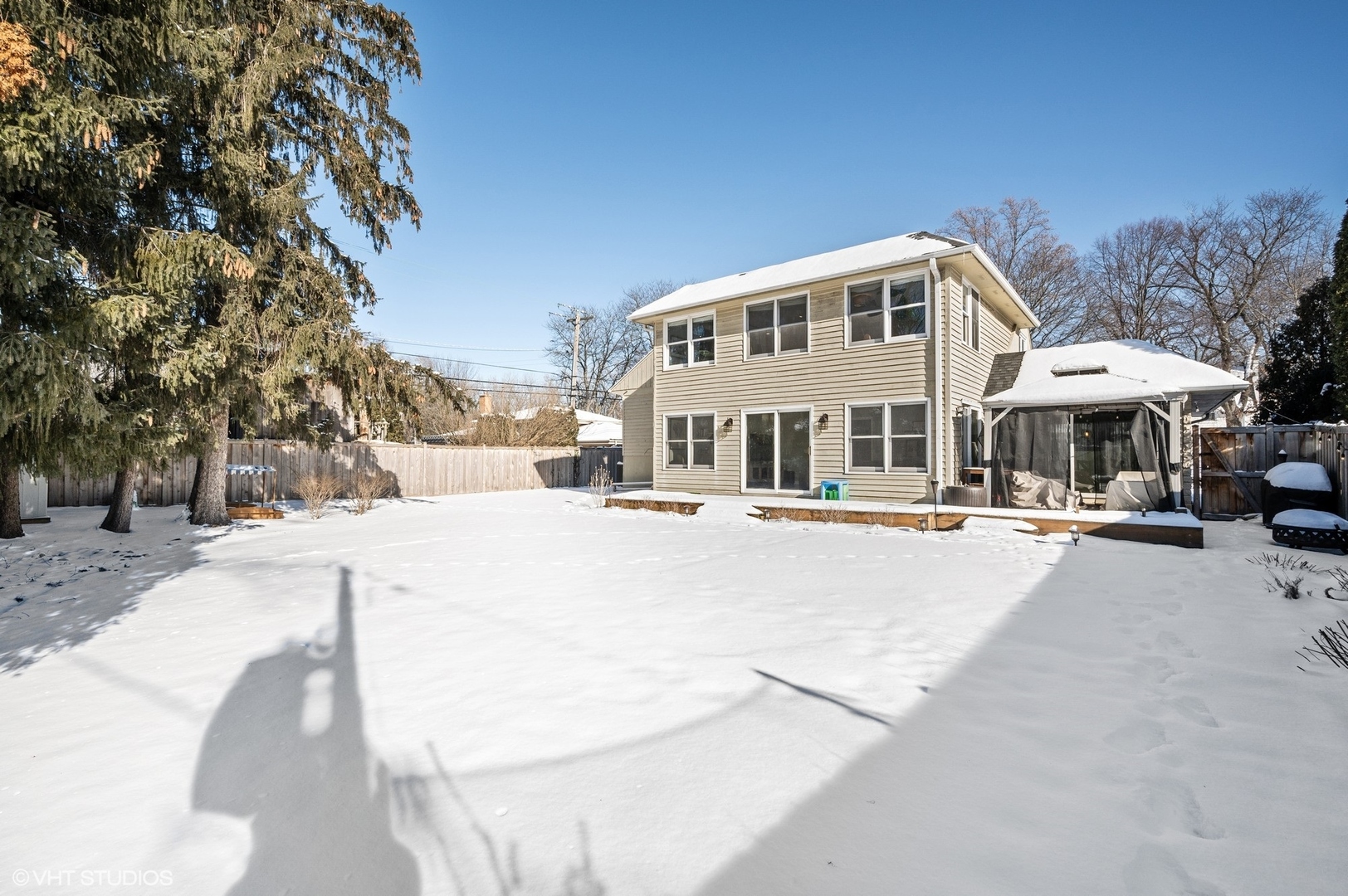 730 Forest Road Glenview, IL 60025 - Photo 33 of 37 a swimming pool with outdoor seating and yard