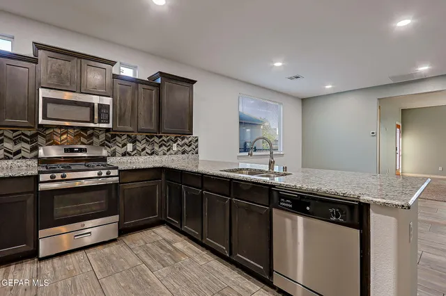 $339,950 | 14441 Eastbrook, El Paso, TX 79938