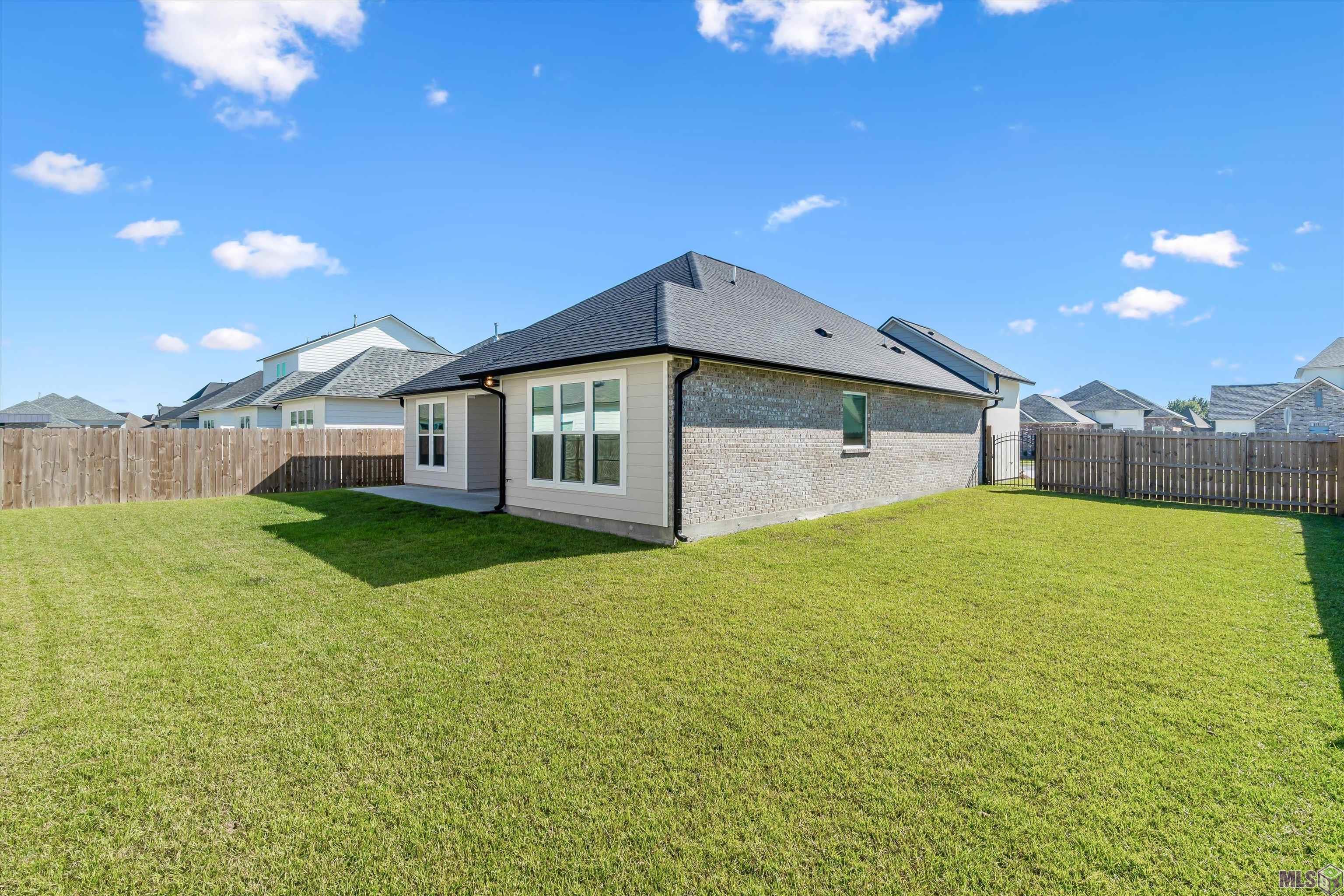 14240 Wally Way Baton Rouge, LA 70810 - Photo 3 of 22 Gallery Image 3