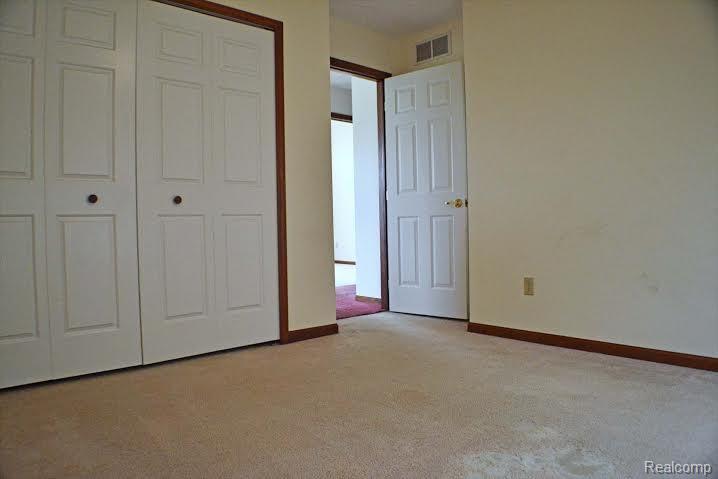 9456 North Fowlerville Road Fowlerville, MI 48836 - Photo 17 of 26 17.jpg