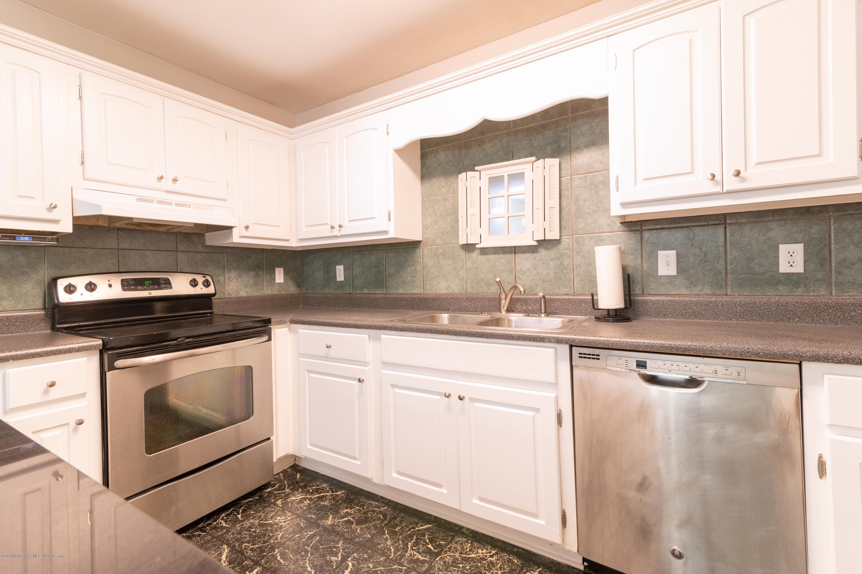 1602 North Ridge Drive Jasper, AL 35504 - Photo 15 of 29 Gallery Image 15