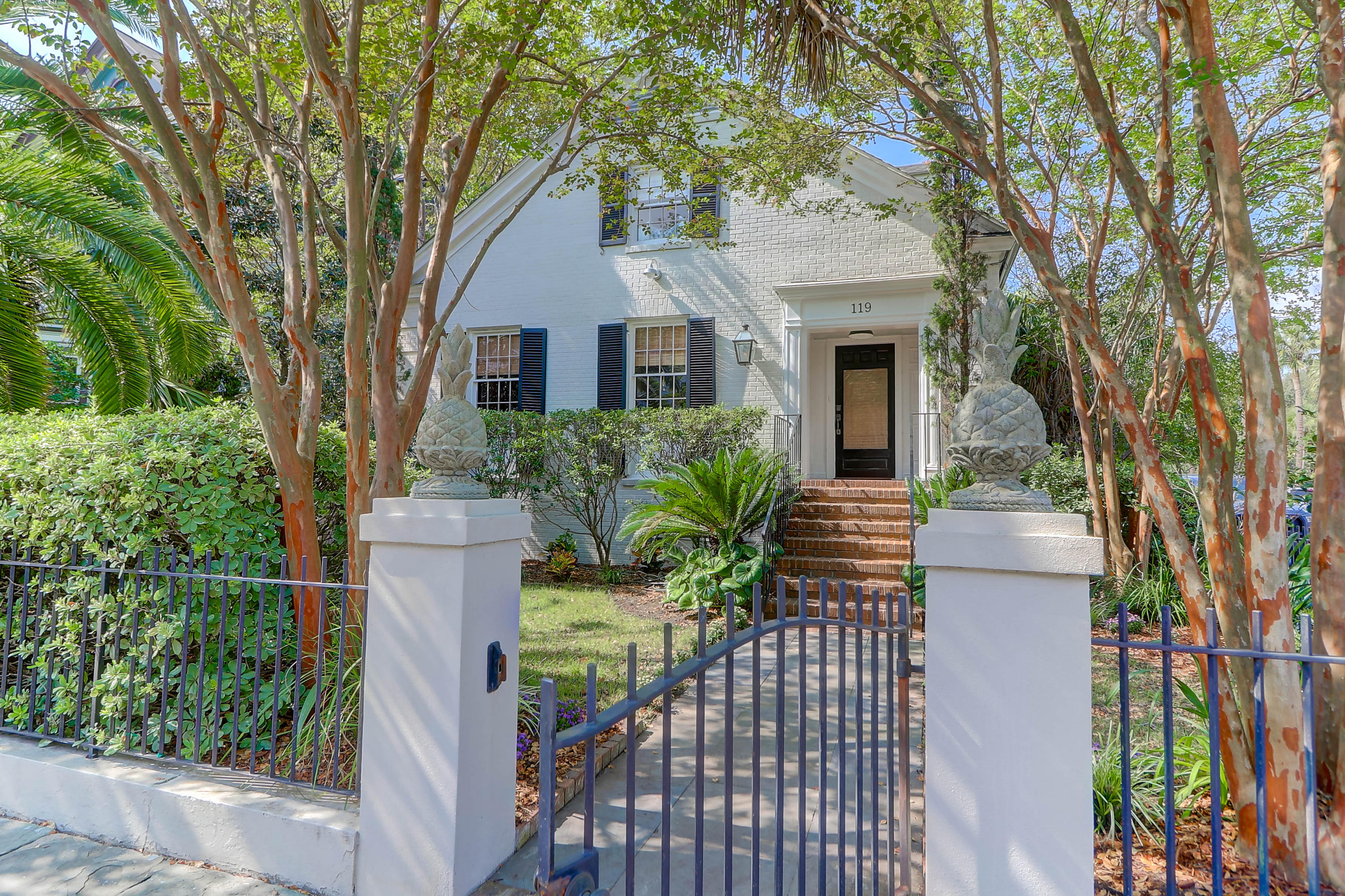 119 Rutledge Avenue Charleston, SC 29401 - Photo 2 of 42 119 Rutledge (1)