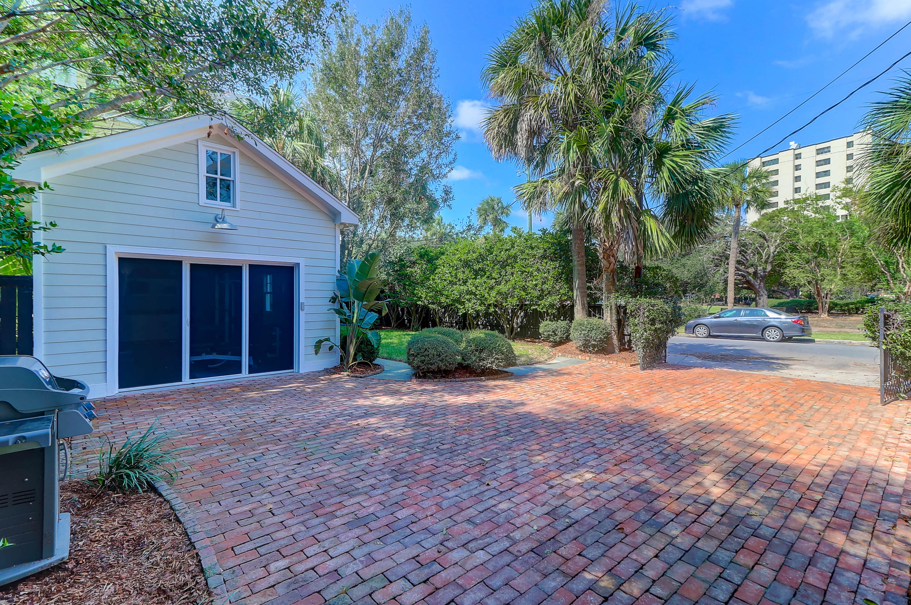 119 Rutledge Avenue Charleston, SC 29401 - Photo 32 of 42 119 Rutledge (45)