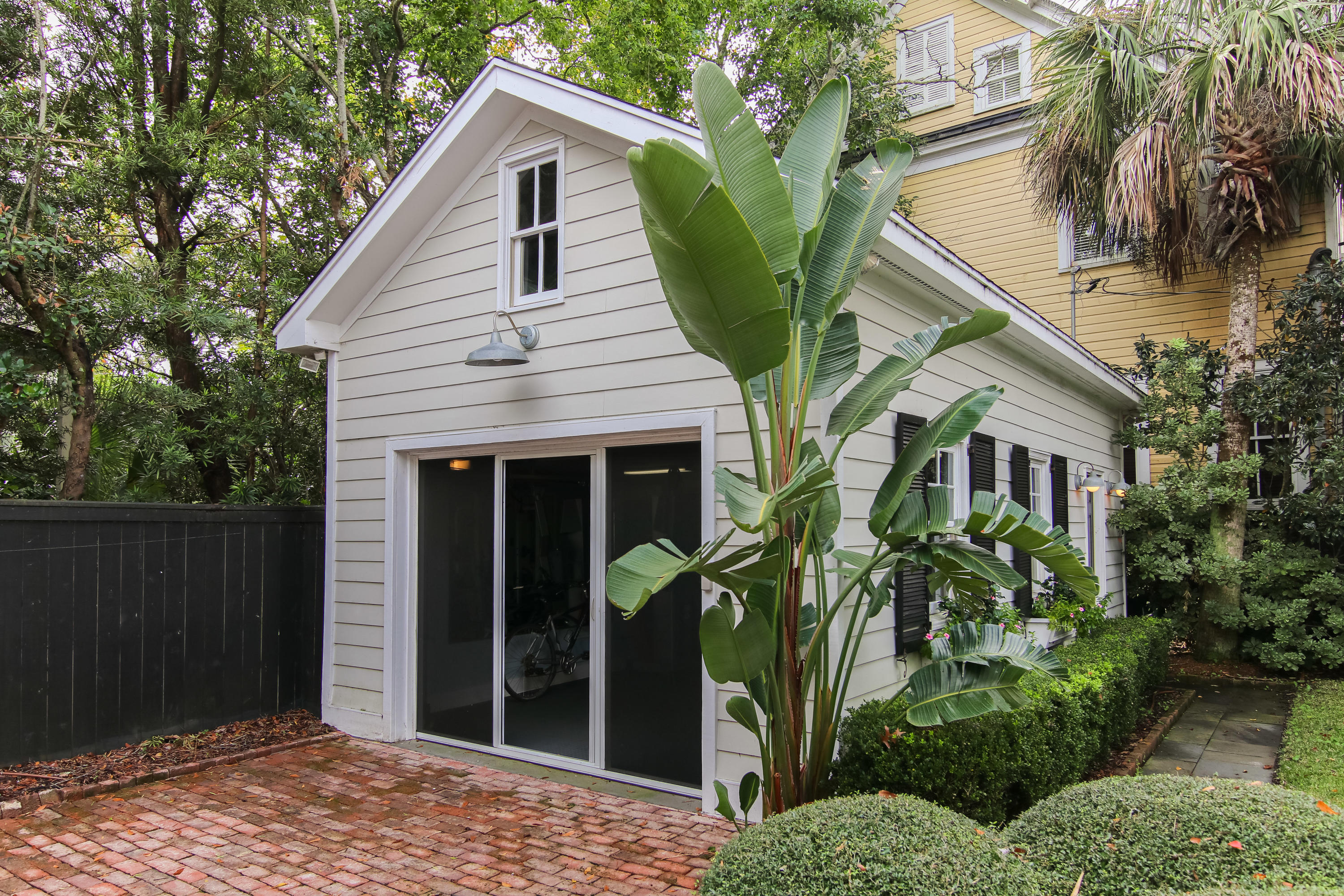 119 Rutledge Avenue Charleston, SC 29401 - Photo 33 of 42 IMG_1659