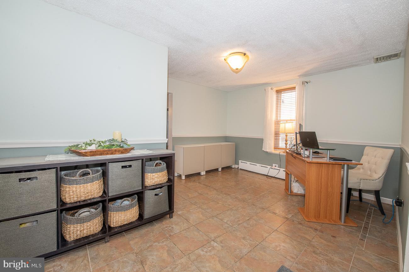 390 Ripka Street Philadelphia, PA 19128 - Photo 8 of 26