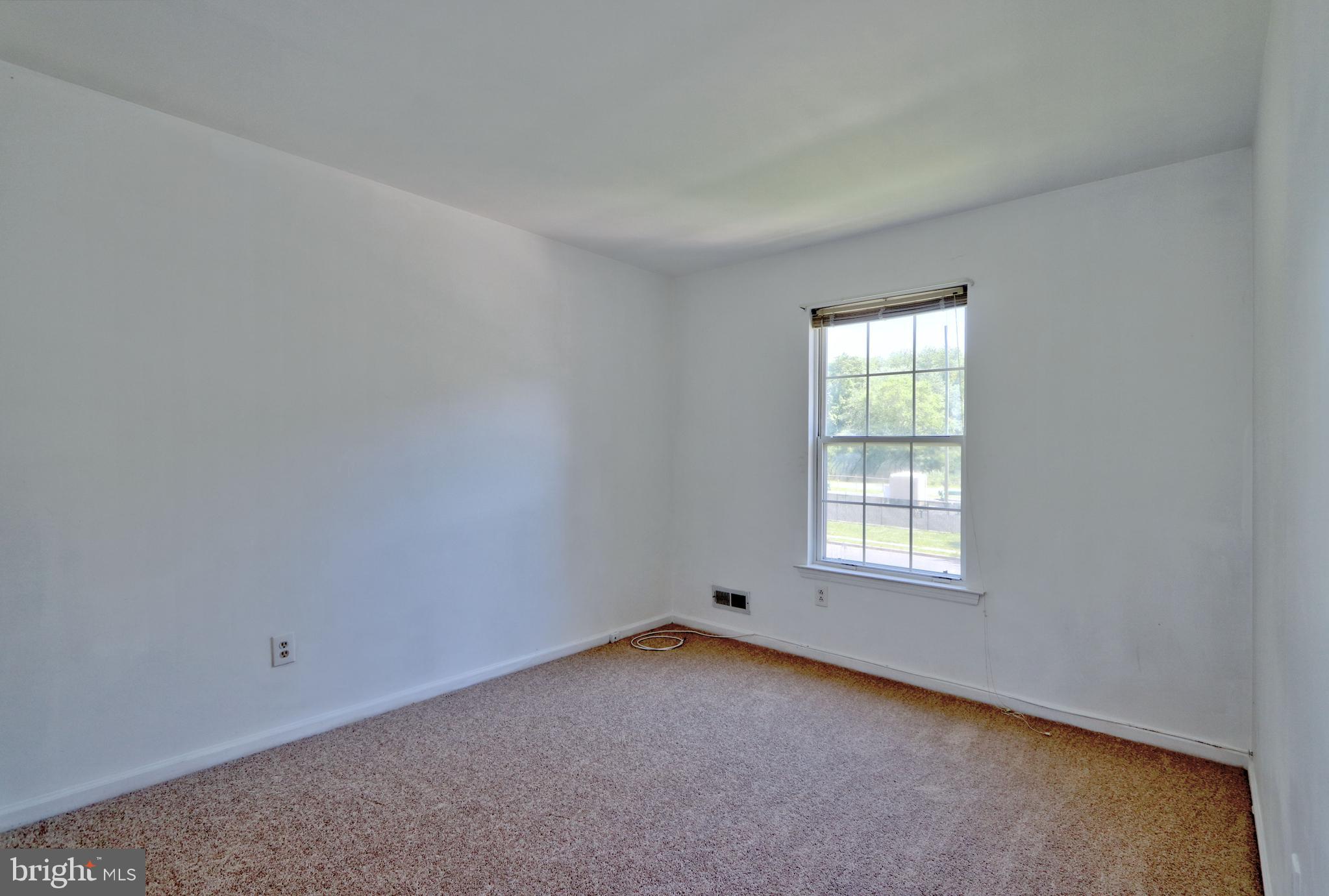 803 Highland Road Deptford, NJ 08096 - Photo 16 of 27 Bedroom 2