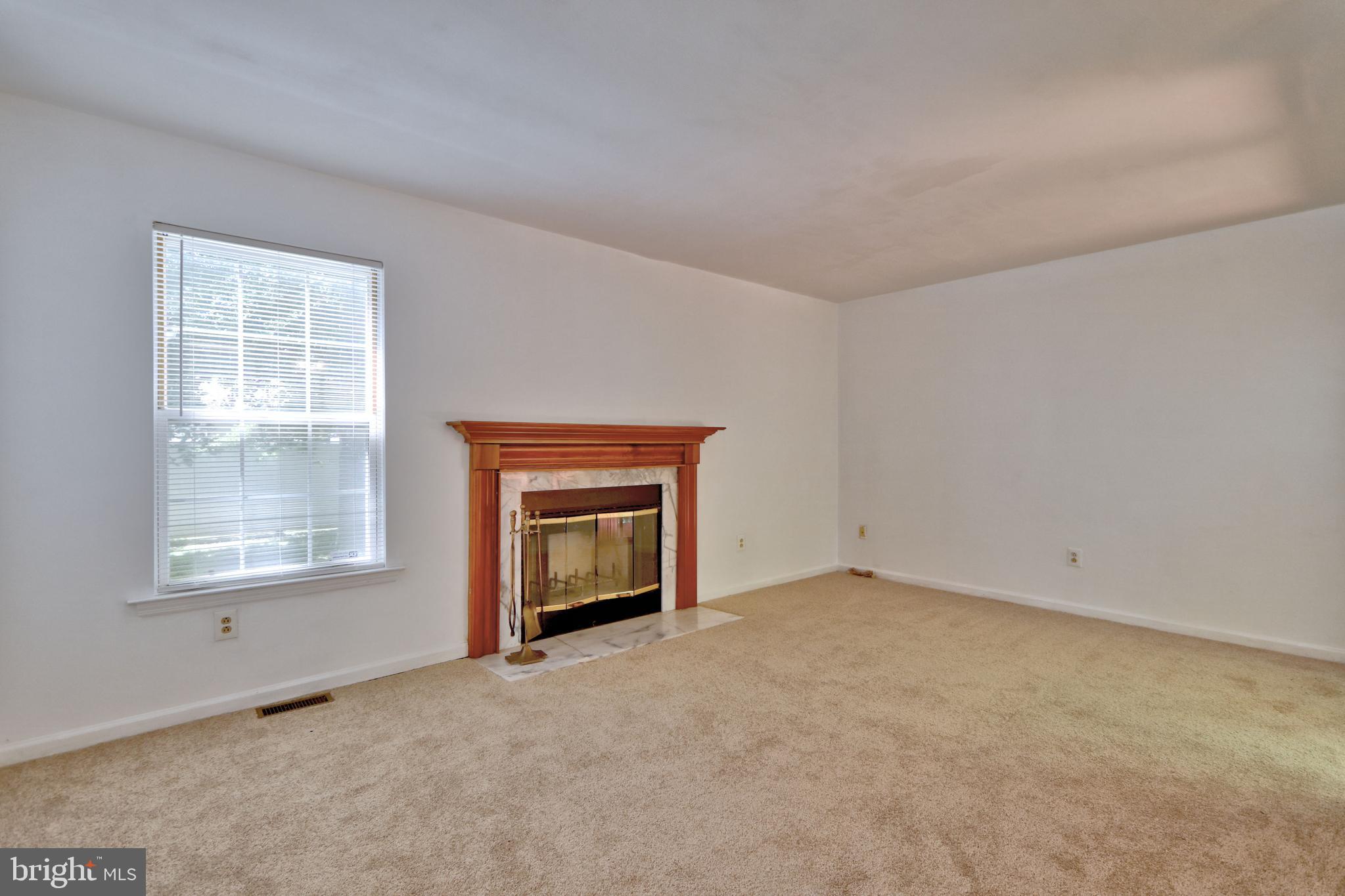 803 Highland Road Deptford, NJ 08096 - Photo 10 of 27 Family Room