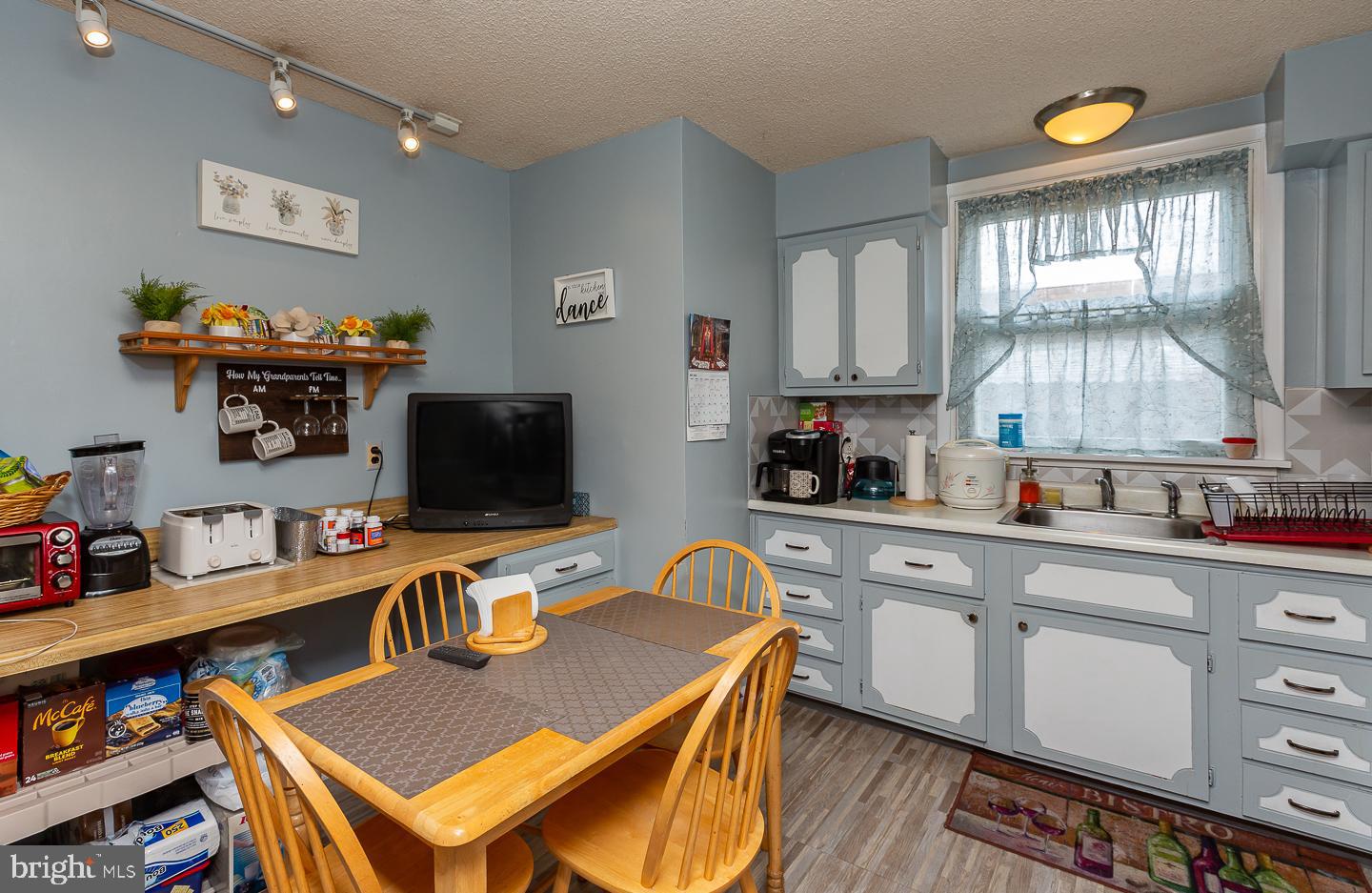 1916 Tomlinson Road Philadelphia, PA 19116 - Photo 13 of 41 Gallery Image 13