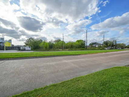 $725,000 | 10307 Bammel North Houston Road, Houston, TX 77086