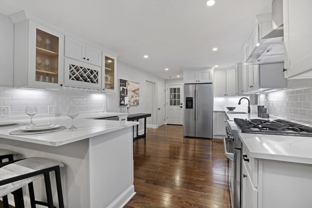 30 Alpheus Road Boston, MA 02131 - Photo 5 of 34 Gallery Image 5