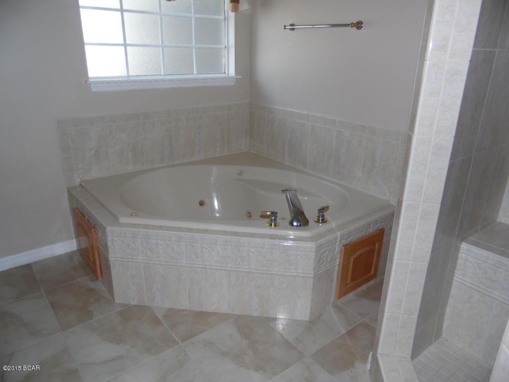 7940 Highpoint Road Panama City, FL 32404 - Photo 16 of 31 Gallery Image 16