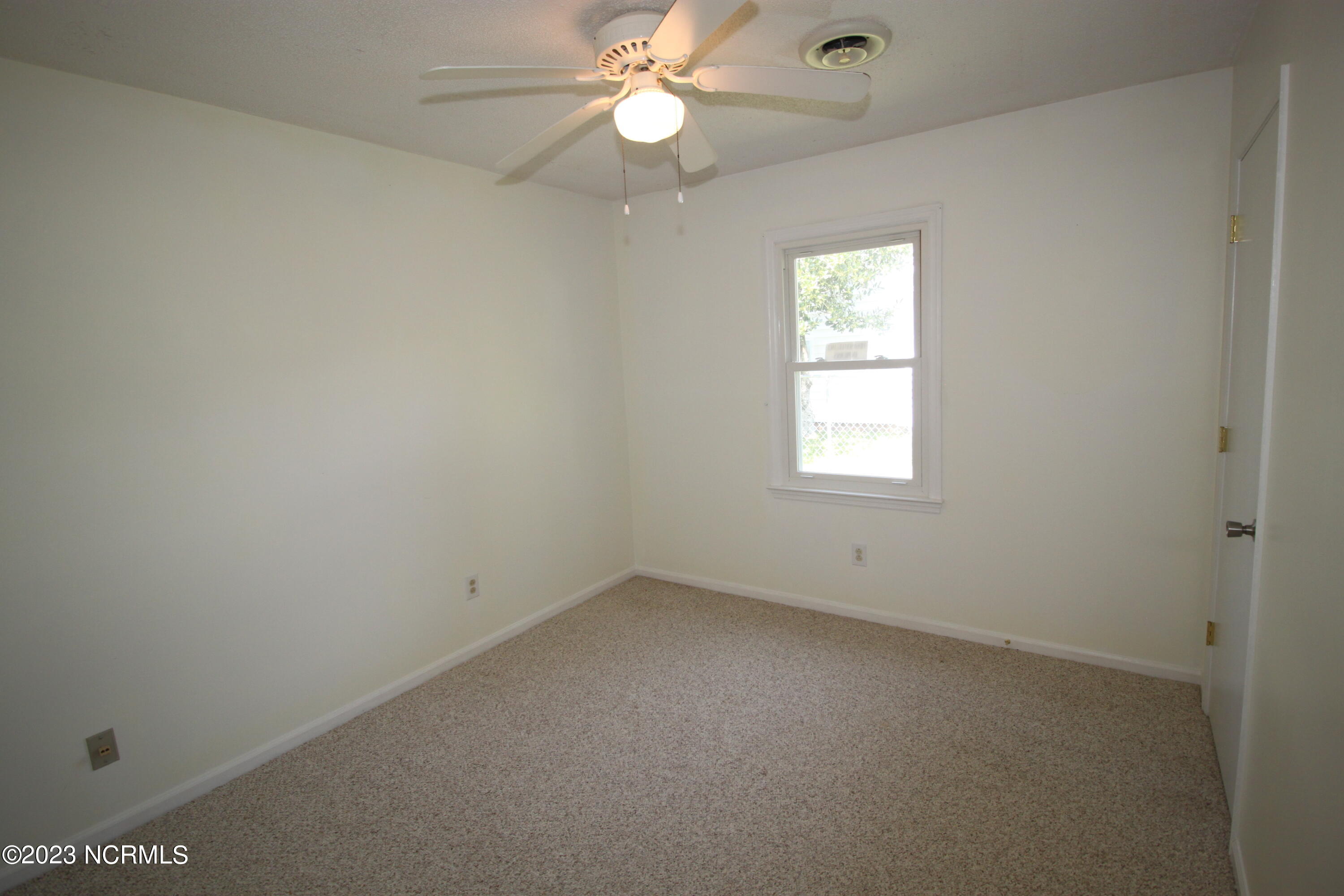 602 North Gate Road Morehead City, NC 28557 - Photo 18 of 23 BR 3