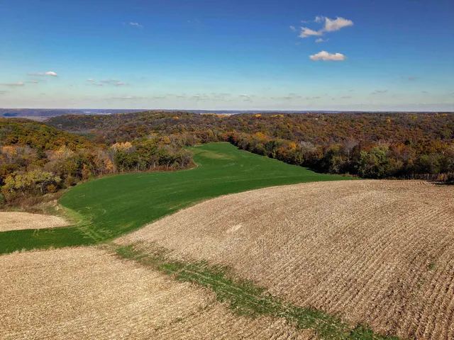 $400,000 | 61-ac County Road M, Boscobel, WI 53805