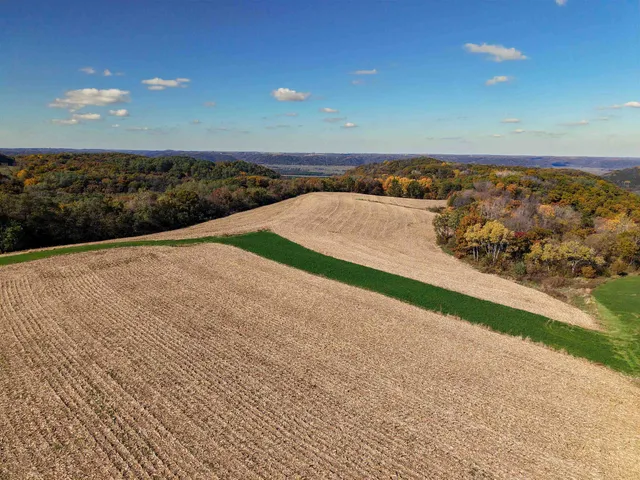 $400,000 | 61-ac County Road M, Boscobel, WI 53805