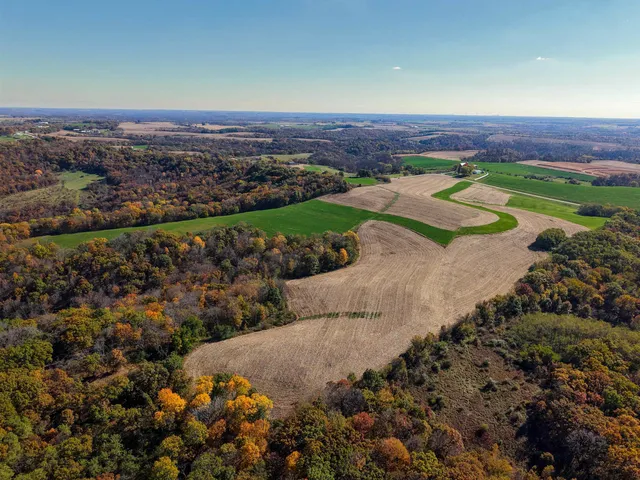 $400,000 | 61-ac County Road M, Boscobel, WI 53805