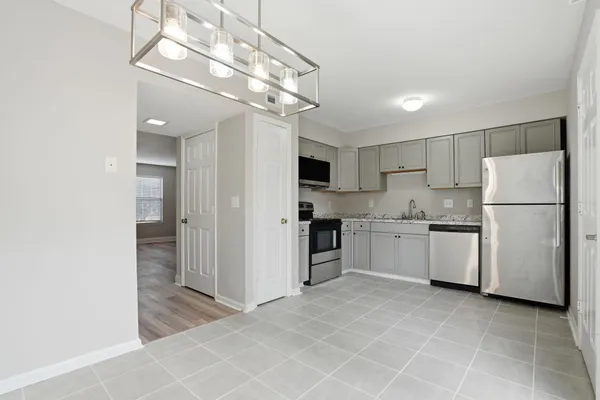 $1,600 | 7881 Nummie Court, North Charleston, SC 29418