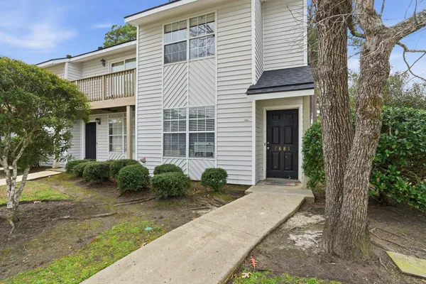 $1,600 | 7881 Nummie Court, North Charleston, SC 29418