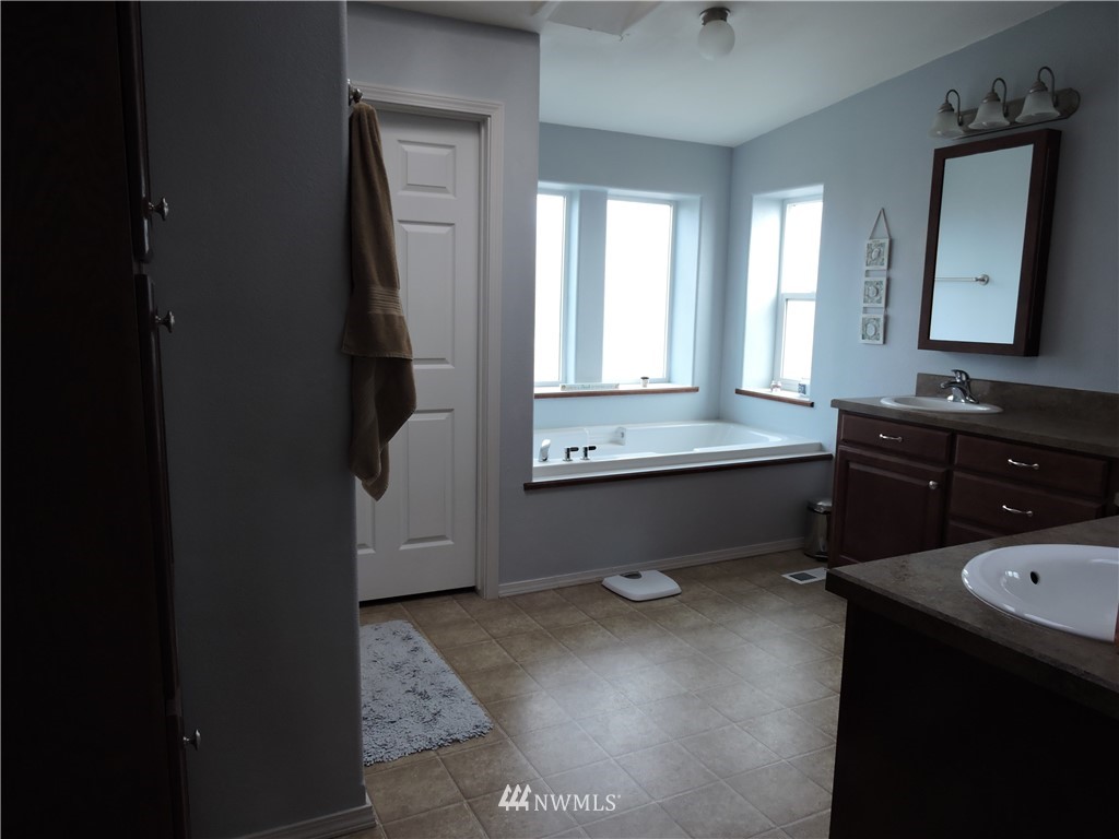 9420 Rd H Northwest Ephrata, WA 98823 - Photo 22 of 37 Gallery Image 22