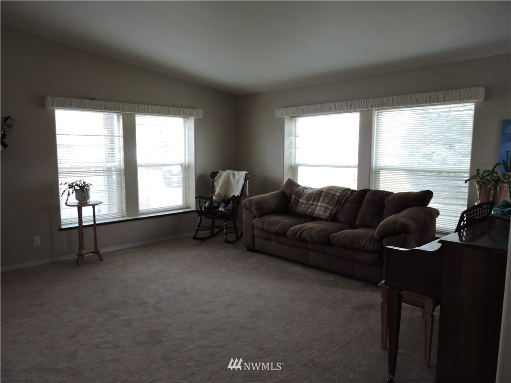9420 Rd H Northwest Ephrata, WA 98823 - Photo 4 of 37 Gallery Image 4