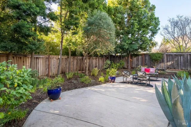 $1,399,000 | 89 Hollyleaf Way, Novato, CA 94949