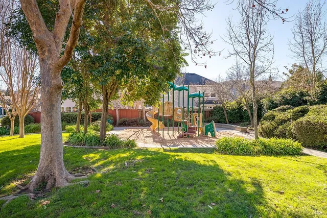 $1,399,000 | 89 Hollyleaf Way, Novato, CA 94949