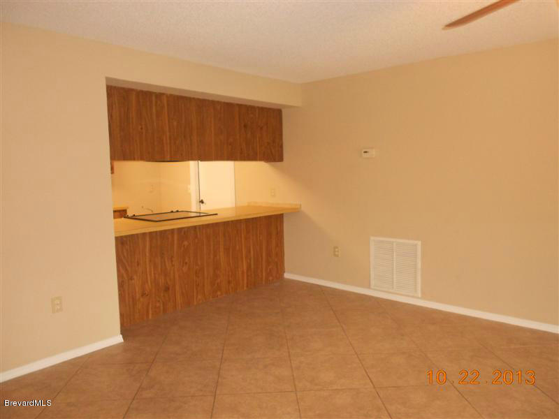 2225 Spring Circle Cocoa, FL 32926 - Photo 5 of 12 Dining (Medium)