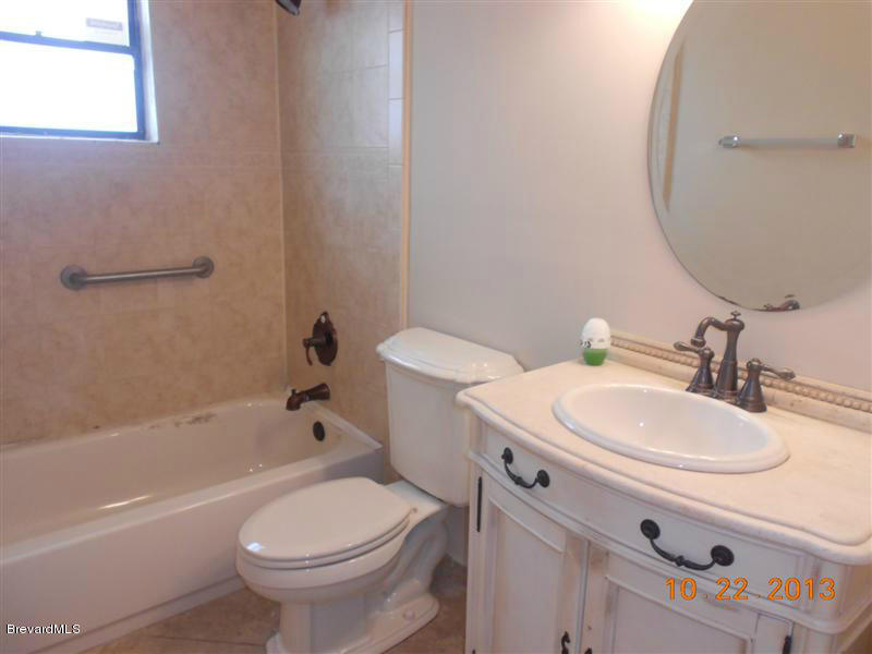 2225 Spring Circle Cocoa, FL 32926 - Photo 10 of 12 Guest BAth (Medium)