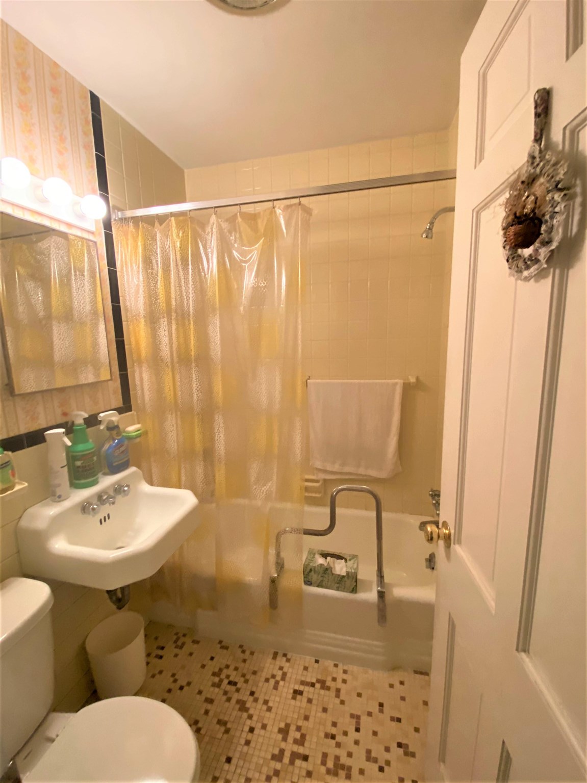81 Ridge Road Manchester, VT 05255 - Photo 21 of 27 Gallery Image 21