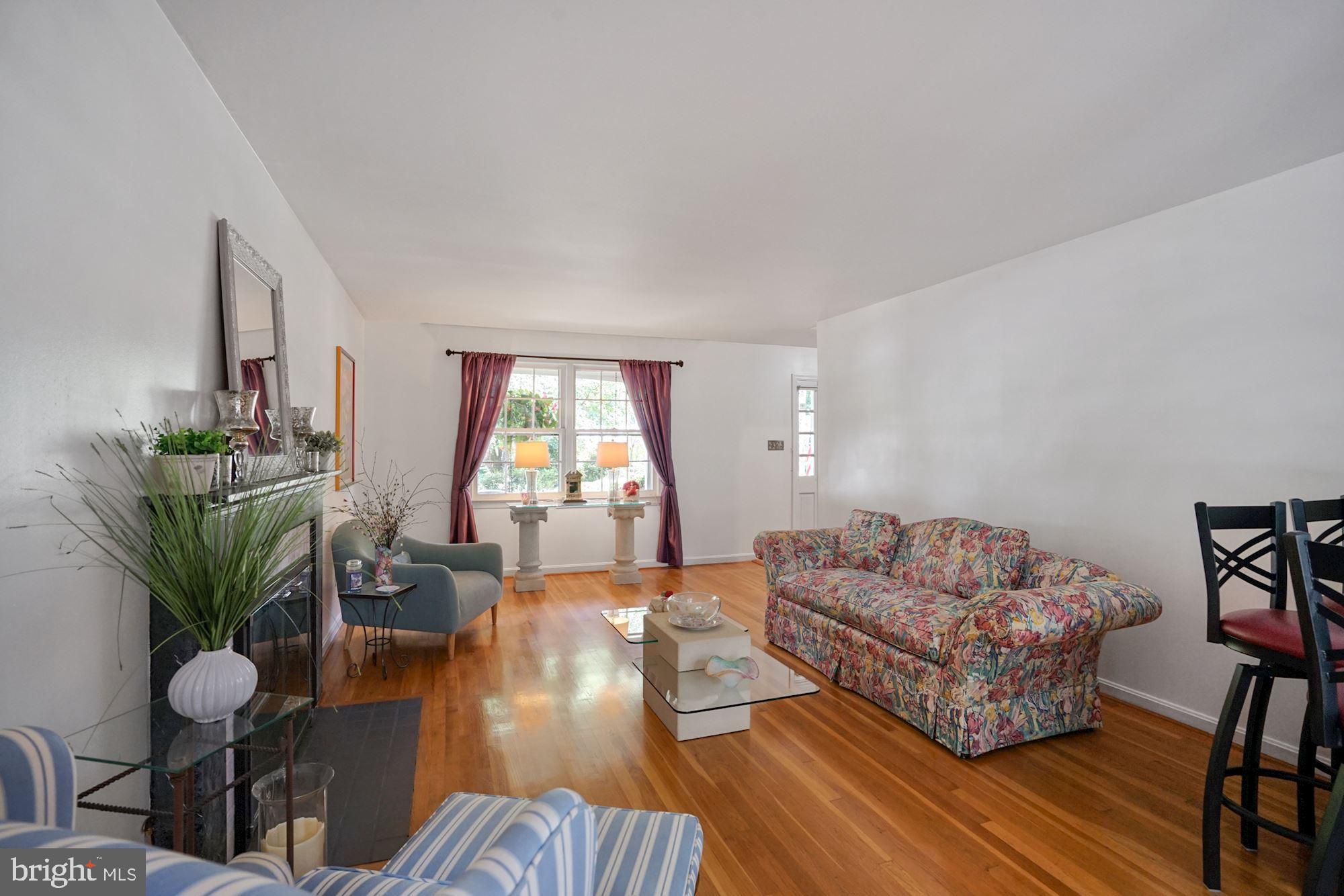 6702 Reynard Drive Springfield, VA 22152 - Photo 2 of 47