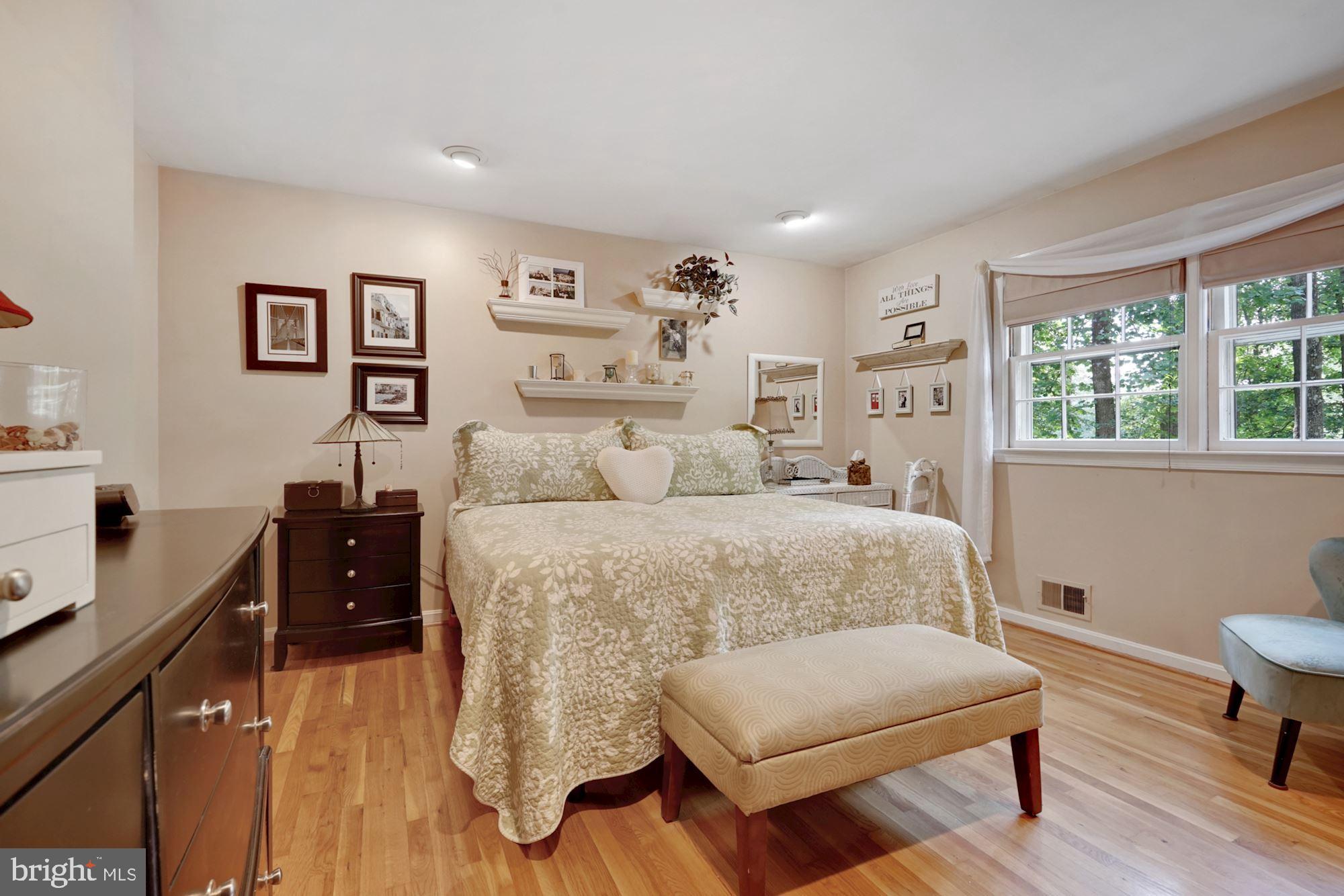 6702 Reynard Drive Springfield, VA 22152 - Photo 14 of 47