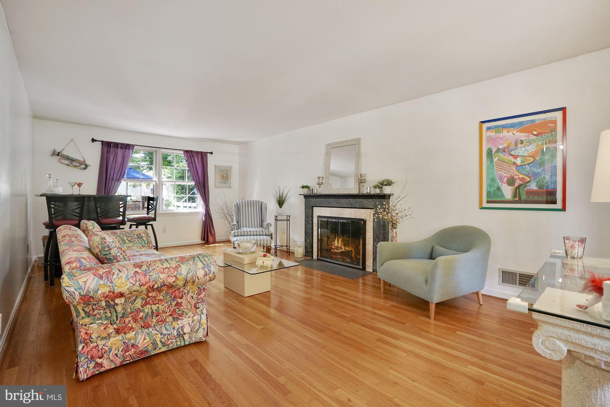 6702 Reynard Drive Springfield, VA 22152 - Photo 3 of 47