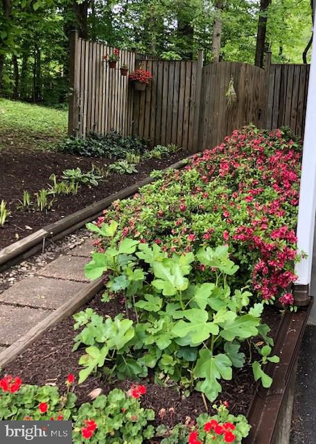 6702 Reynard Drive Springfield, VA 22152 - Photo 42 of 47 lovely walk ways ...