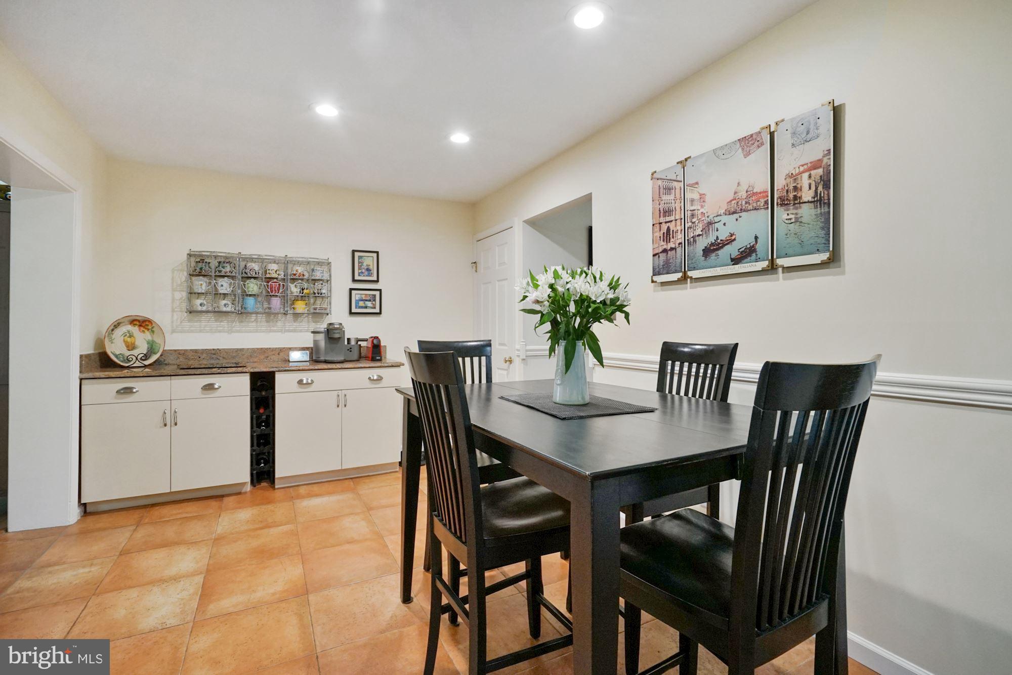 6702 Reynard Drive Springfield, VA 22152 - Photo 7 of 47