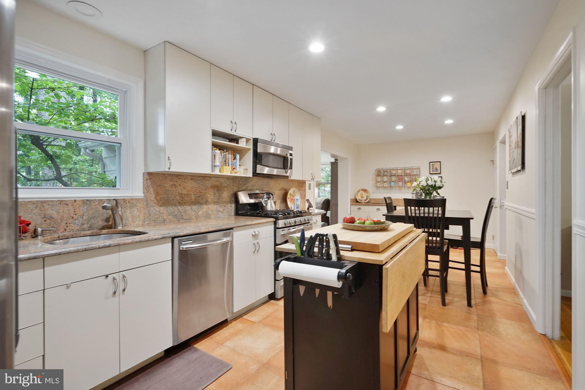 6702 Reynard Drive Springfield, VA 22152 - Photo 8 of 47