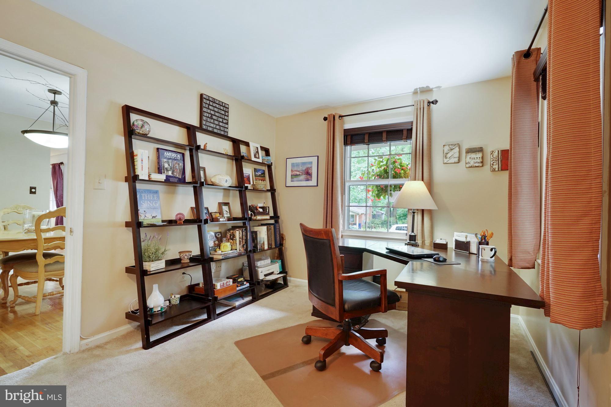 6702 Reynard Drive Springfield, VA 22152 - Photo 9 of 47