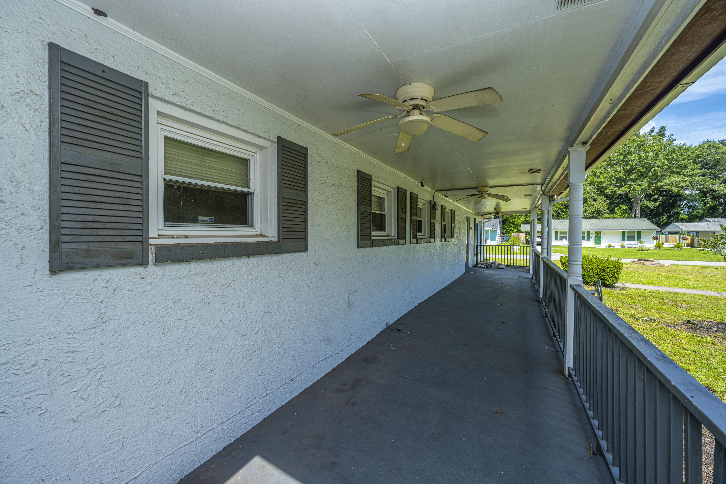 5917 Arbor Road Hanahan, SC 29410 - Photo 6 of 41 DSC_5020