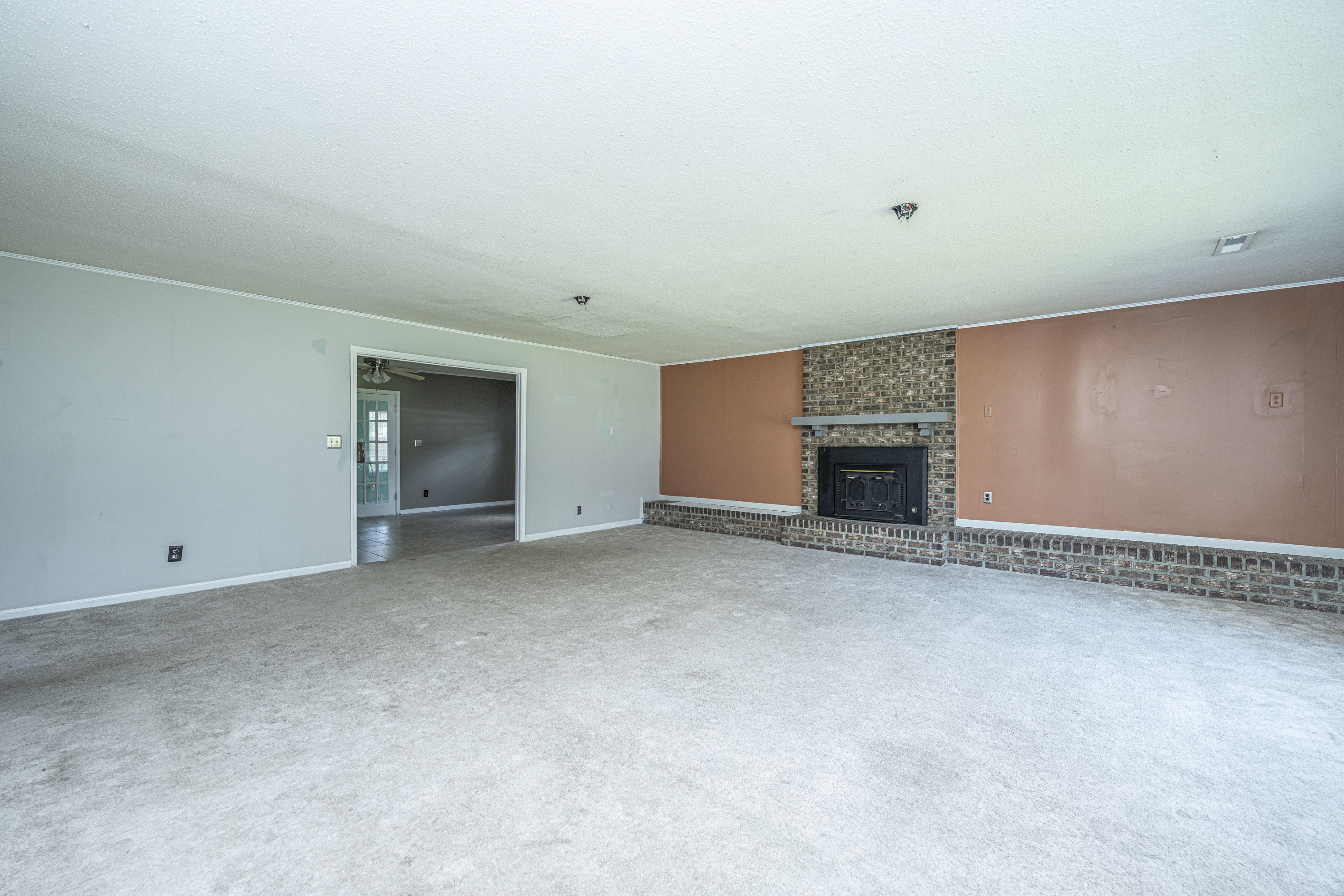 5917 Arbor Road Hanahan, SC 29410 - Photo 7 of 41 DSC_5022