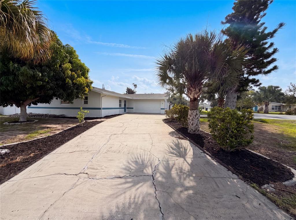 1672 Jupiter Road Venice, FL 34293 - Photo 24 of 29 Gallery Image 24