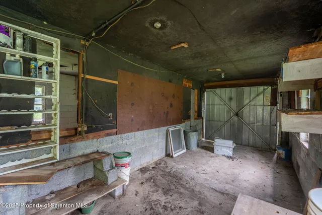 a view of a storage & utility room