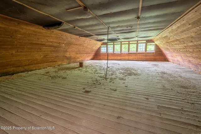 $289,900 | 1942 Hess Road, Montrose, PA 18801