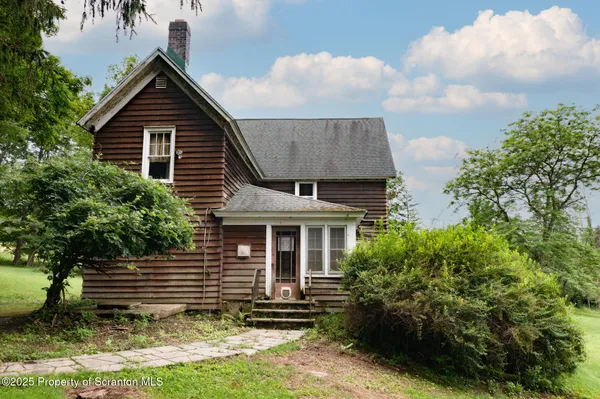 $289,900 | 1942 Hess Road, Montrose, PA 18801