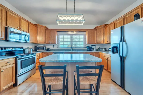 $512,000 | 1064 Savanna Hills Drive, Moneta, VA 24121