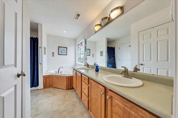 $512,000 | 1064 Savanna Hills Drive, Moneta, VA 24121