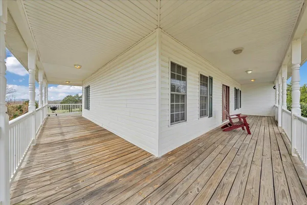 $512,000 | 1064 Savanna Hills Drive, Moneta, VA 24121