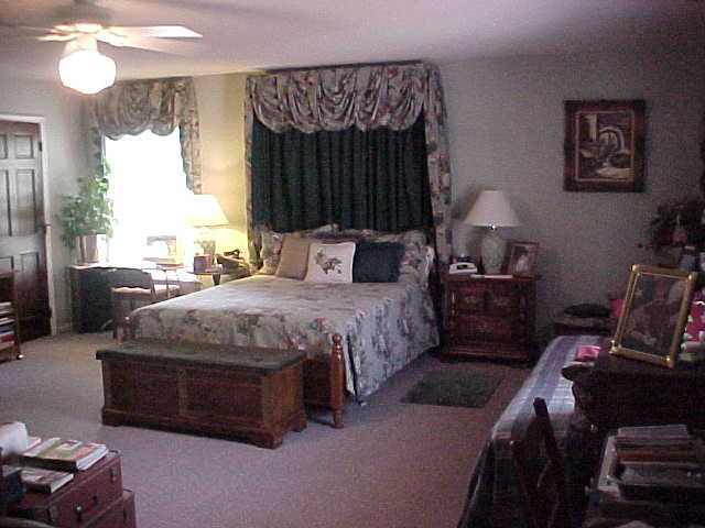 228 Broadway Lake Road Anderson, SC 29621 - Photo 8 of 9 Gallery Image 8