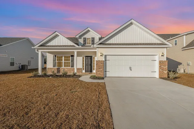 $302,415 | 955 Woodside Drive, Conway, SC 29526