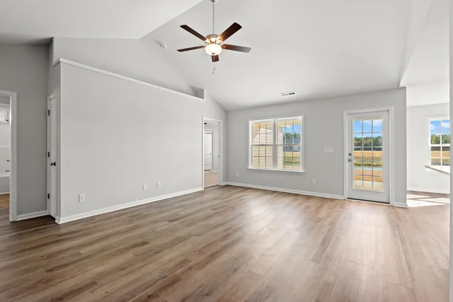 $302,415 | 955 Woodside Drive, Conway, SC 29526