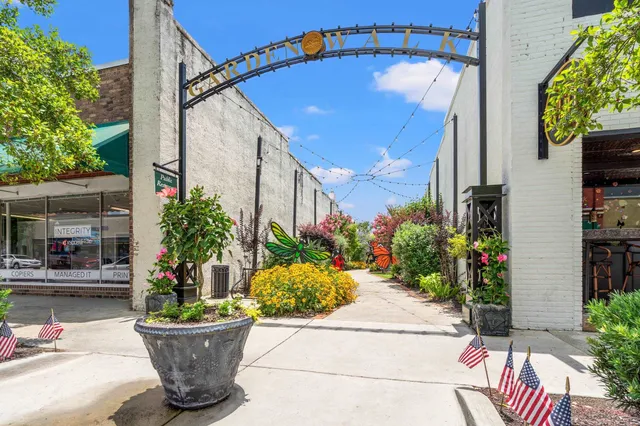 $302,415 | 955 Woodside Drive, Conway, SC 29526