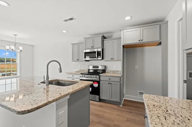 $302,415 | 955 Woodside Drive, Conway, SC 29526